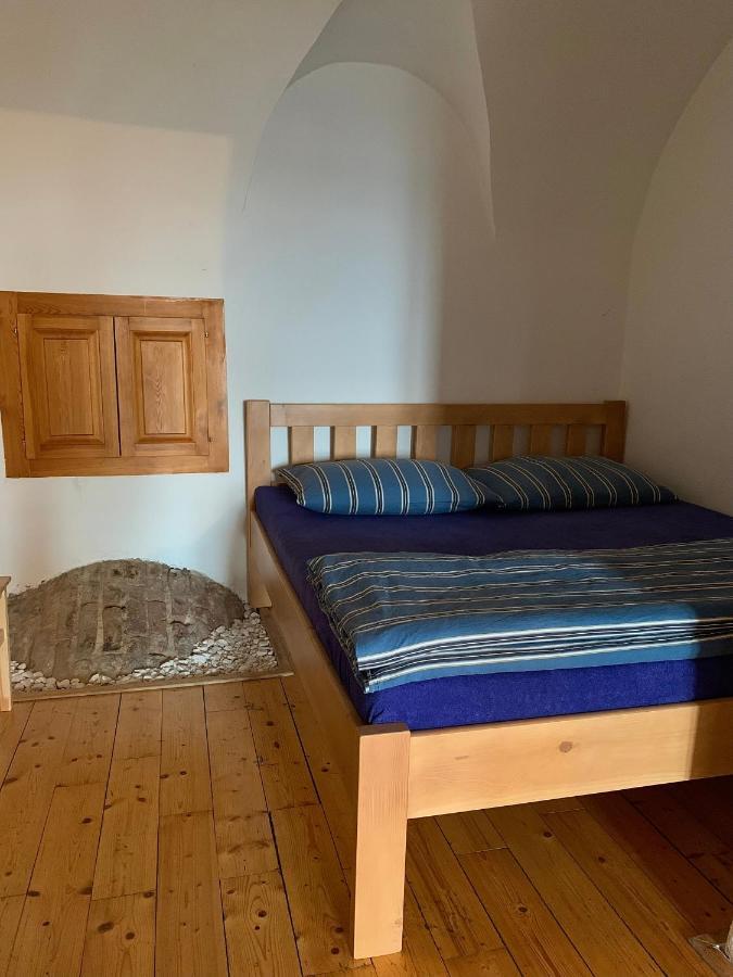 Vip Miku Apartman 2 Микулов Экстерьер фото